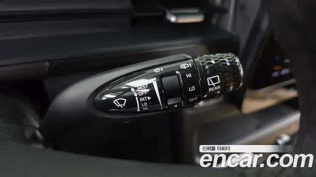 Hyundai Staria 2022 — Фото 19/20