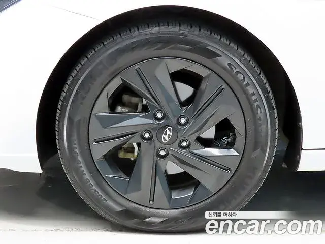 Hyundai Avante 2022 — Фото 4/20