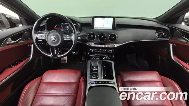 Kia Stinger 2019 — Şəkil 10/20