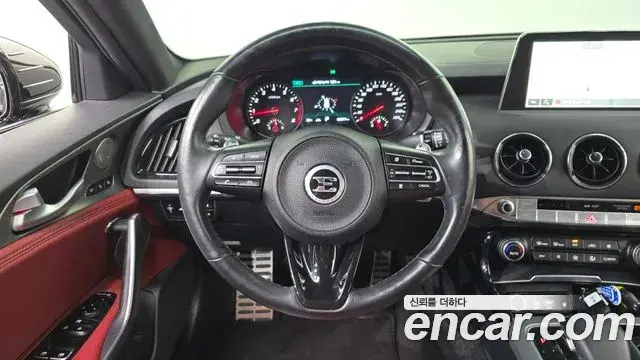 Kia Stinger 2019 — Şəkil 6/20