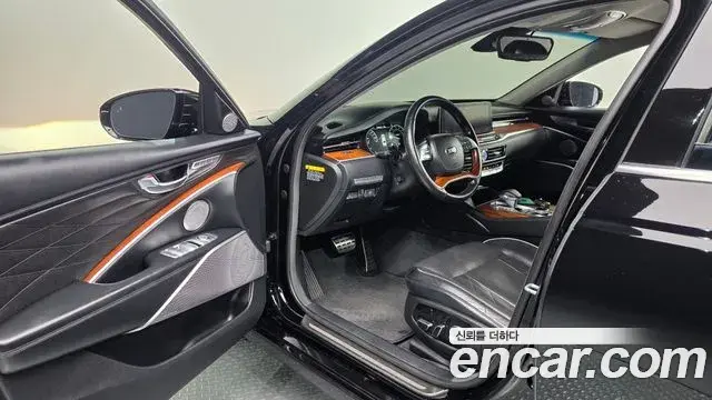 Kia The K9 2018 — Photo 10/20