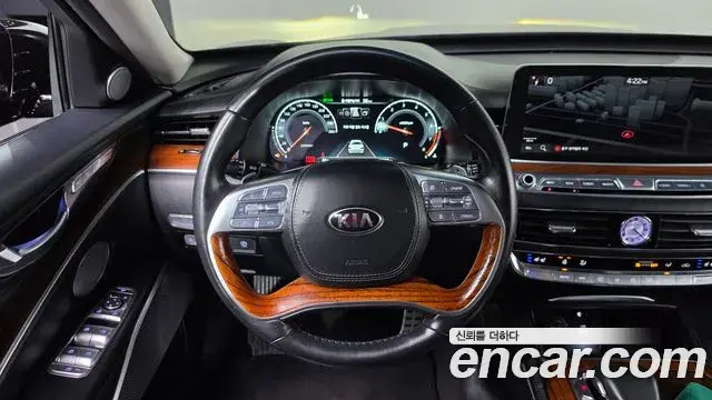 Kia The K9 2018 — Photo 13/20
