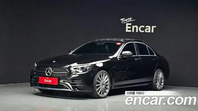 Mercedes-Benz E-Class 2021 — Фото 1/20
