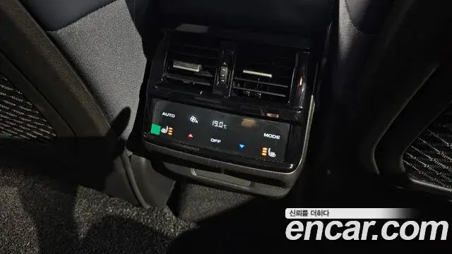 Renault Samsung Grand Koleos 2025 — Şəkil 18/34