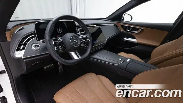 Mercedes-Benz E-Class 2025 — Фото 14/17