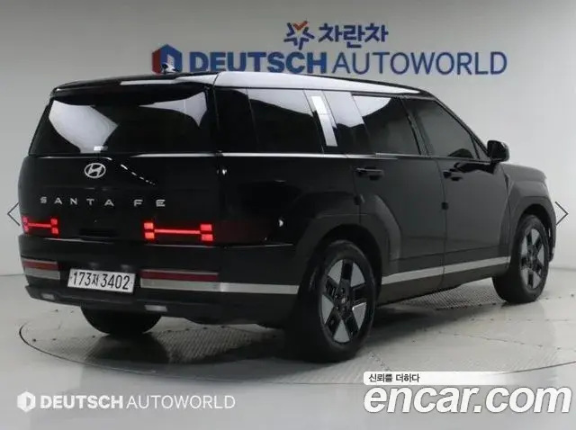 Hyundai Santa Fe 2024 — Фото 2/20