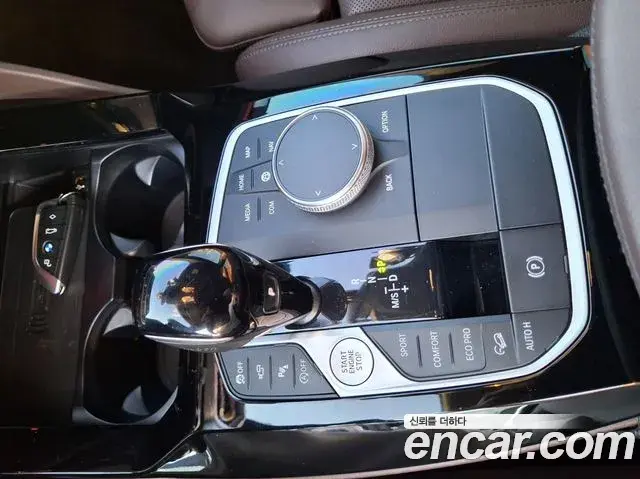 BMW X4 2023 — Photo 8/20