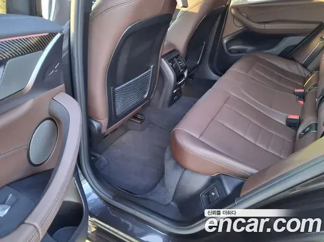 BMW X4 2023 — Photo 17/20