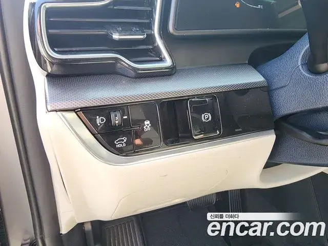 Kia Sportage 2024 — Фото 13/20
