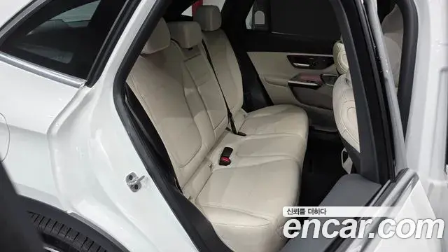 Mercedes-Benz GLC-Class 2026 — Фото 11/20