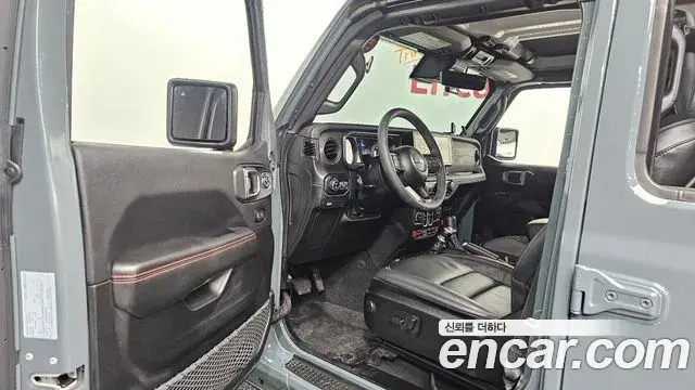 Jeep Gladiator 2025 — Фото 10/20