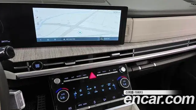 Hyundai Santa Fe 2023 — Фото 13/20
