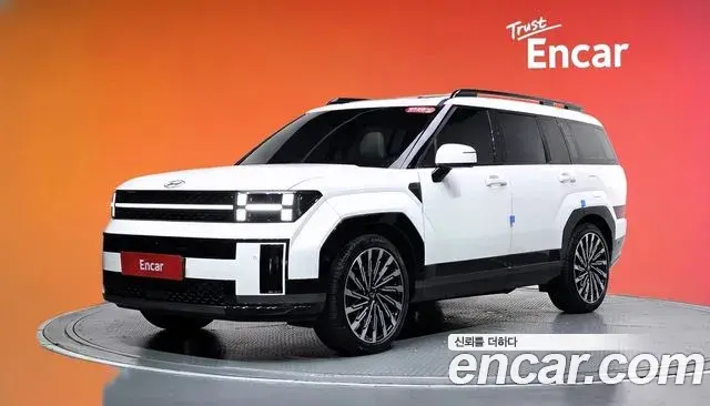 Hyundai Santa Fe 2023 — Фото 1/20