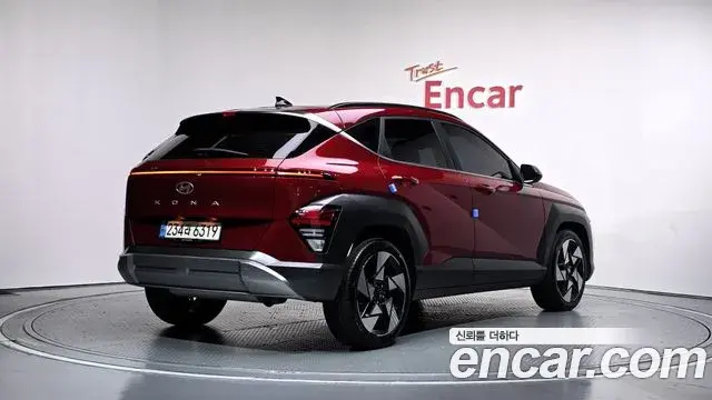 Hyundai Kona 2023 — Фото 2/20