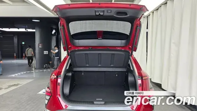 Hyundai Kona 2023 — Фото 20/20