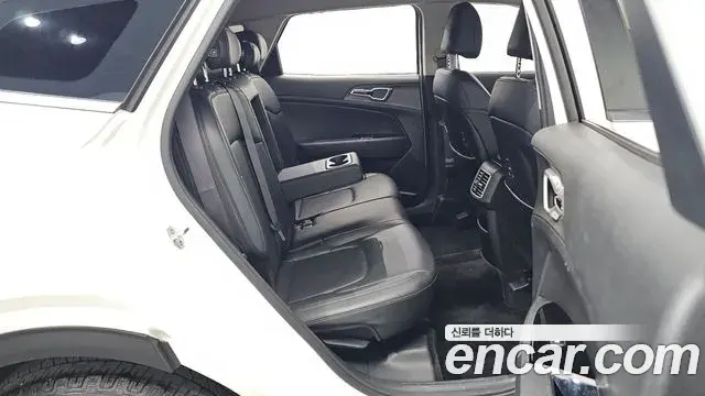 Kia Sportage 2022 — Фото 12/20