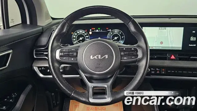 Kia Sportage 2022 — Фото 14/20