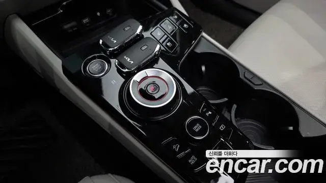 Kia Sportage 2022 — Фото 9/20