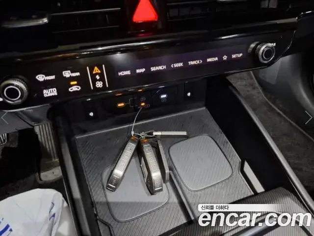 Kia K8 2025 — Şəkil 12/18