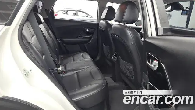 Kia Niro 2021 — Photo 12/20