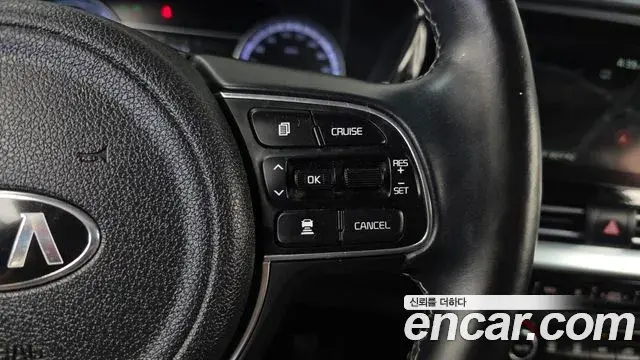 Kia Niro 2021 — Photo 17/20