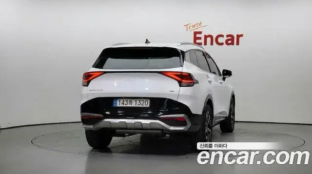 Kia Sportage 2022 — Фото 4/20