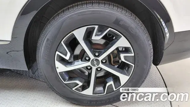 Kia Sportage 2022 — Şəkil 16/32