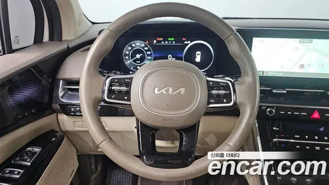 Kia Carnival 2022 — Photo 12/20