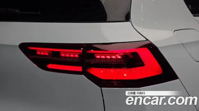 Volkswagen Golf 2022 — ფოტო 4/32