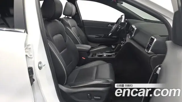 Kia Sportage The Bold 2018 — Фото 11/20