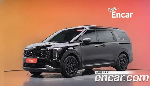 Kia Carnival 2024 — Фото 1/20