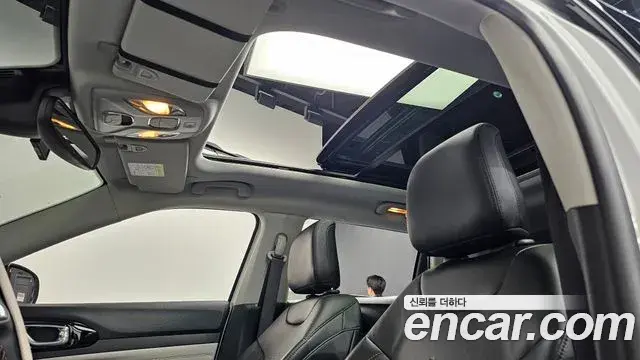 Jeep Compass 2022 — Фото 16/20