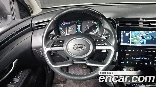 Hyundai The New Tucson 2023 — Фото 13/20