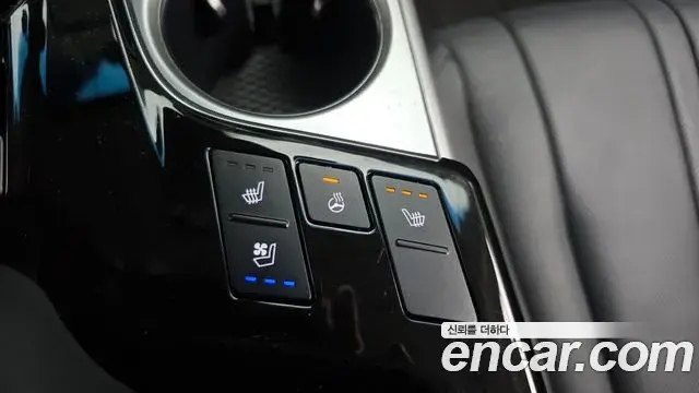 Kia K8 2023 — Photo 17/20