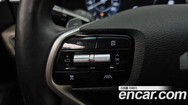 Kia K8 2023 — Photo 18/20