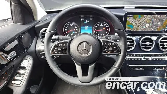 Mercedes-Benz C-Class 2019 — Фото 14/20