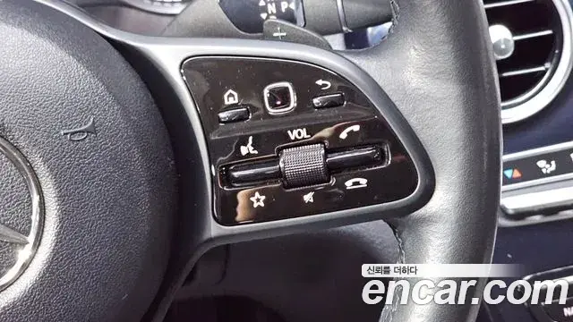 Mercedes-Benz C-Class 2019 — Фото 17/20