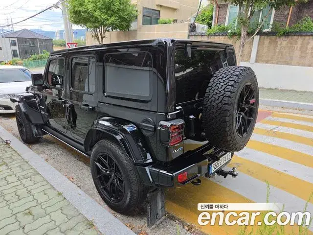 Jeep Wrangler 2024 — Фото 3/20