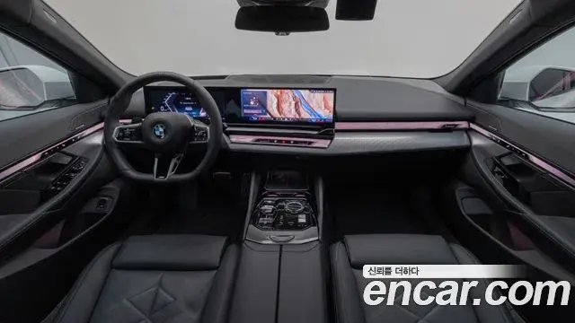 BMW 5 Series 2025 — Фото 10/19