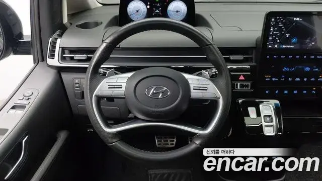 Hyundai Staria 2022 — Photo 10/20