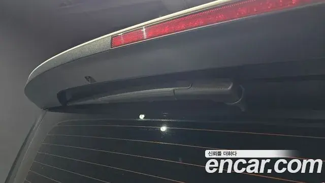 Hyundai Staria 2023 — Photo 19/20