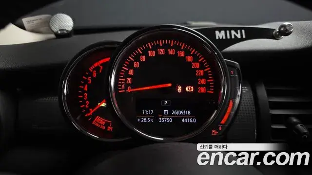Mini Cooper 2019 — Şəkil 7/20