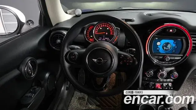 Mini Cooper 2019 — Şəkil 13/20