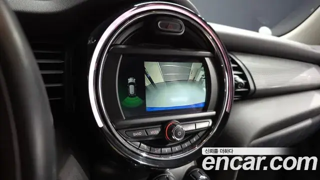 Mini Cooper 2019 — Şəkil 15/20