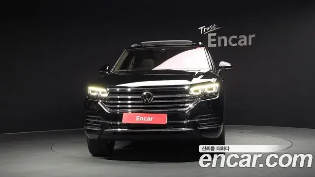 Volkswagen Touareg 2023 — Şəkil 6/20