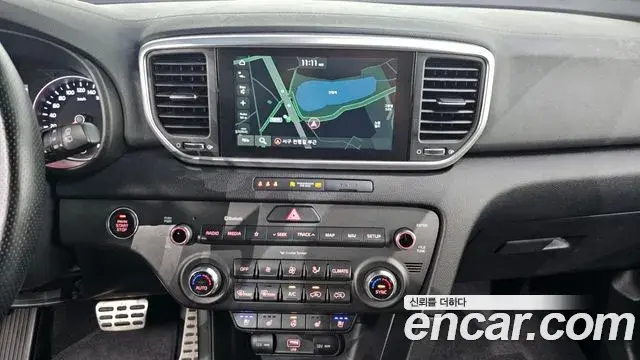 Kia Sportage The Bold 2019 — Фото 14/20