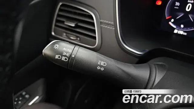 Renault Samsung SM6 2021 — Şəkil 24/35