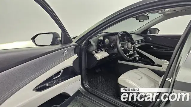 Hyundai Avante 2020 — Фото 10/20