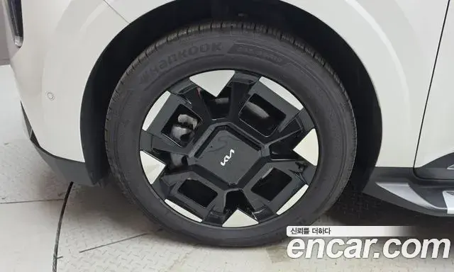 Kia Carnival 2024 — Photo 5/20