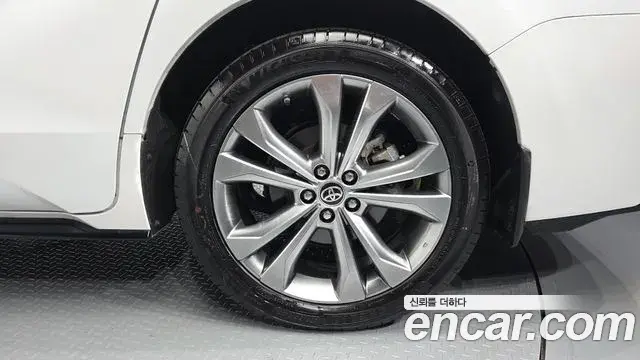 Toyota Sienna 2024 — Photo 5/20